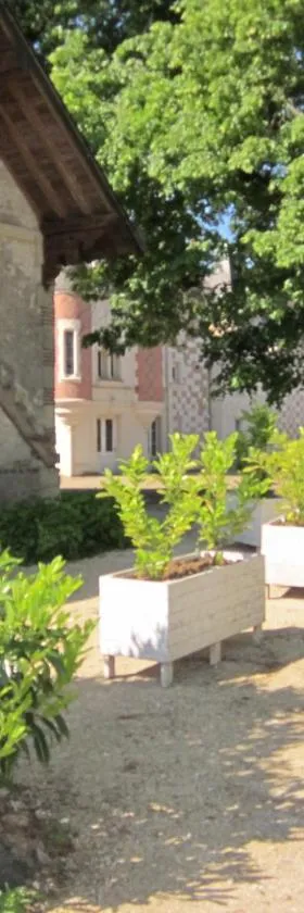 La Vallière en Vue - gîte climatisé，位于阿姆博斯的酒店