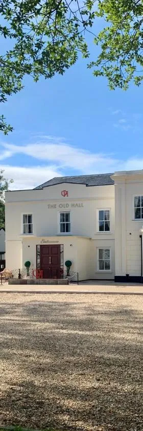 The Old Hall Hotel，位于考文垂的酒店