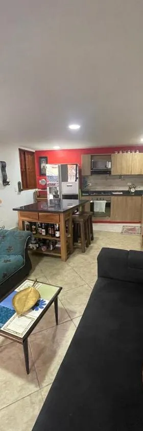 Villa Chela, Hermosa casa de descanso, Venecia Antioquia，位于Venecia的酒店