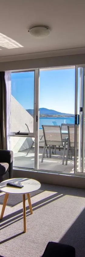 Horizons Lake Jindabyne，位于金德拜恩的酒店
