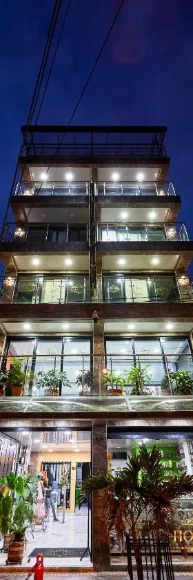 Hôtel d’lyon，位于圣罗莎德卡瓦尔的酒店