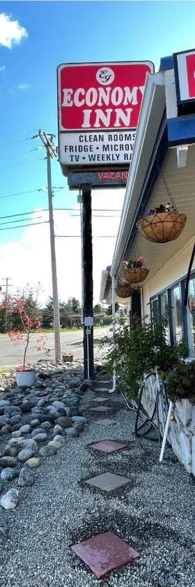 Economy Inn，位于里兹波特的酒店