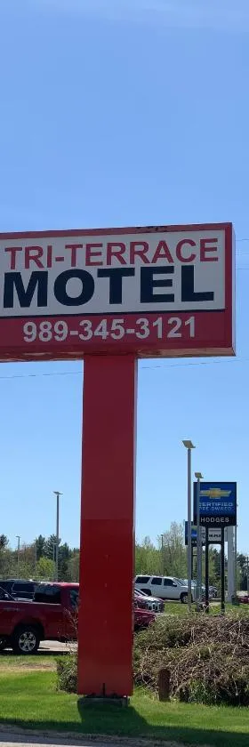 Tri Terrace Motel，位于西布兰奇的酒店