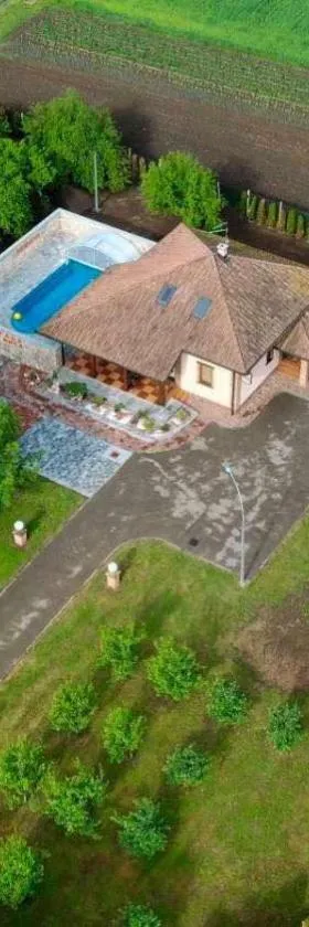 Vikendica Atos，位于Nova Topola的酒店
