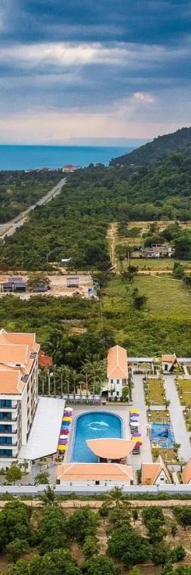 Vakara Hotel Kep，位于白马市的酒店