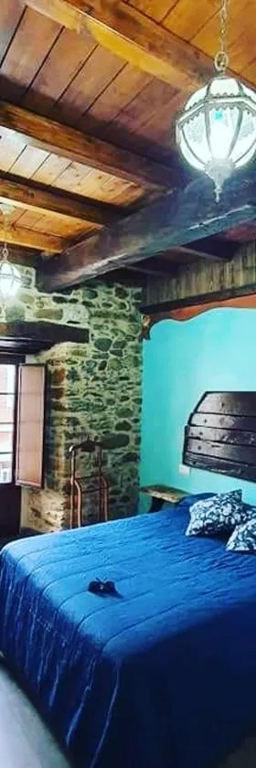 Hostal La Medina de Camponaraya，位于Camponaraya的酒店