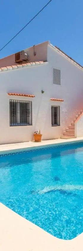 Villa Carolima - Heated Pool，位于卡萨斯德托拉特的酒店