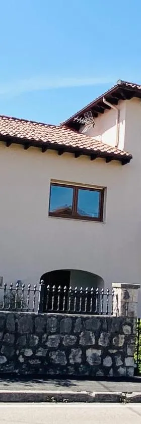 Casa independiente en Cantabria，位于佩德勒纳的酒店
