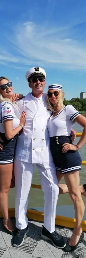Hausboot MS Donautal，位于Neuhaus的酒店