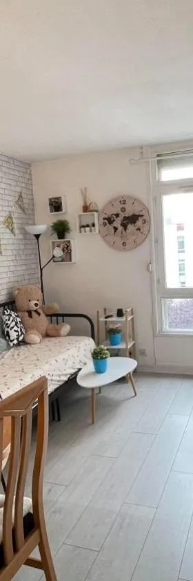 Belle place pour votre voyage à Paris-Ladefense，位于Houilles的酒店