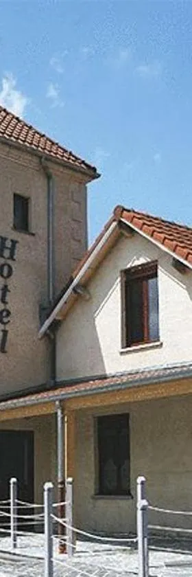 利斯旅行酒店，位于莫伯日的酒店