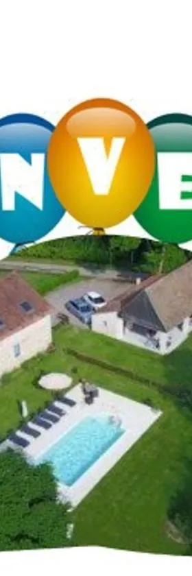 La ferme du château SAS gites et chambres d'hôtes，位于Tresnay的酒店