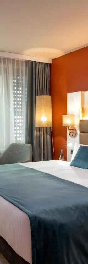 Leonardo Hotel Zurich Airport，位于克洛滕的酒店