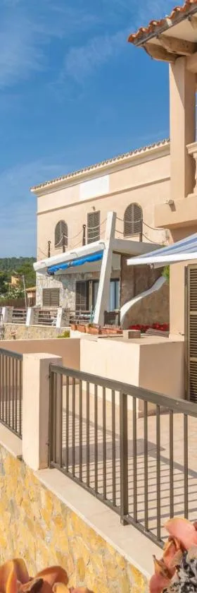 Vista Azul 8，位于圣艾尔姆的酒店