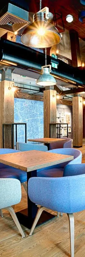 Hotel The Loom，位于罗兹的酒店