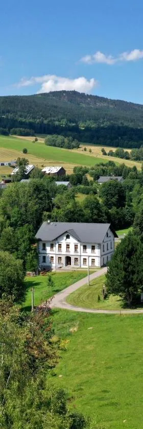 Apartmány U Aloise，位于多尔尼莫拉瓦的酒店