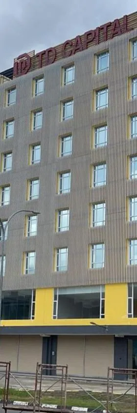 TD CAPITAL HOTEL，位于伊纳南的酒店