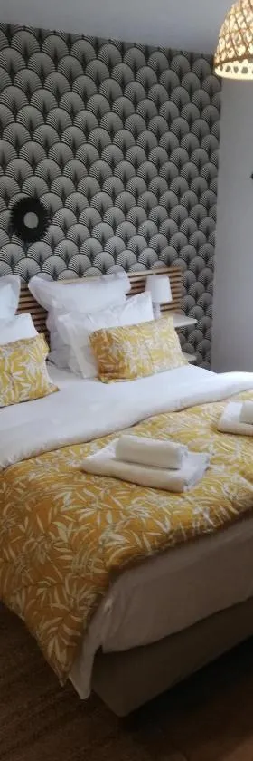 Chambre d'Hôte Noalhat - Zenith d'Auvergne，位于La Roche-Blanche的酒店