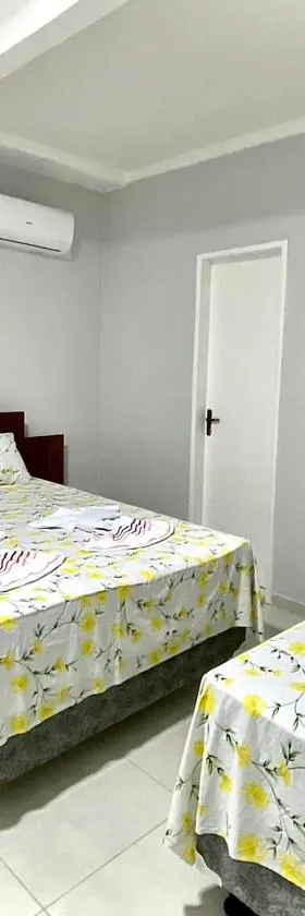 Pousada Sertaneja，位于卡宁德圣弗朗西斯科的酒店