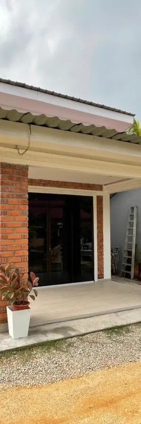 Cabin in the Woods by Abris，位于Bukit Gambir的酒店