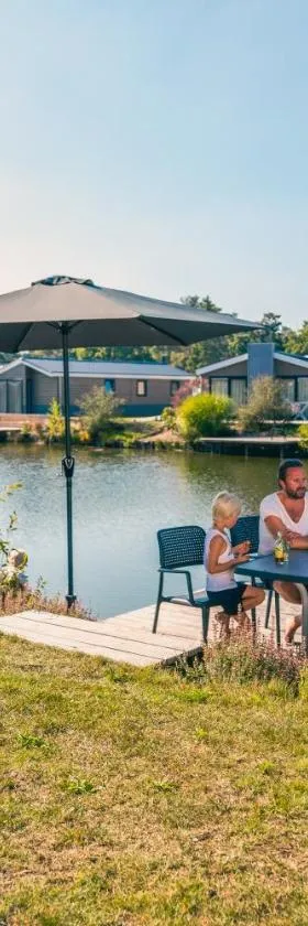 EuroParcs Zilverstrand，位于莫尔的酒店