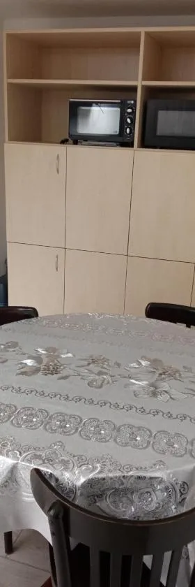 Apartmán Hulín, Chrášťany，位于Hulín的酒店