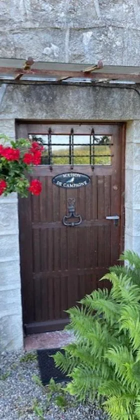 Maison de Campagne，位于Sarroux的酒店