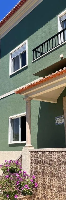 Quinta José&Maria Quartos Ferreira do Zêzere，位于费雷拉杜泽济里的酒店
