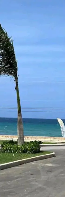 Scenic Ocean View Home，位于卢西的酒店