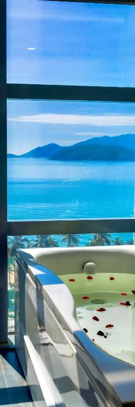 Prime New Hotel，位于芽庄的酒店