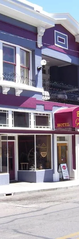 比斯比大酒店，位于比斯比的酒店