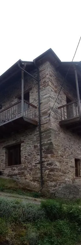 Casa de Abril 2，位于San Cristóbal de Valdueza的酒店