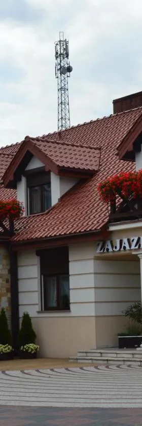 Zajazd Złota Podkowa，位于Wrocki的酒店