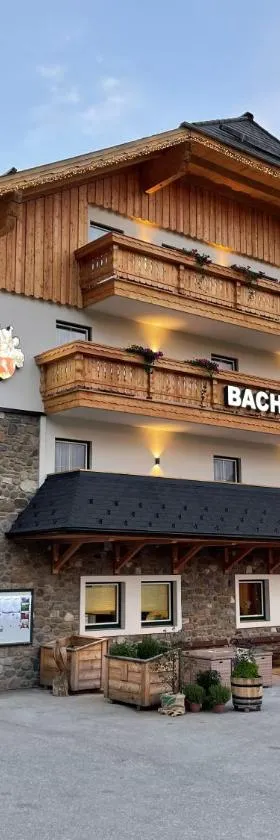 Gasthof Bacher，位于卡奇山口的酒店