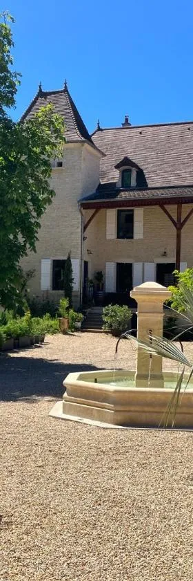 Le Clos De Quintaine Chambres d'Hôtes，位于克莱塞的酒店