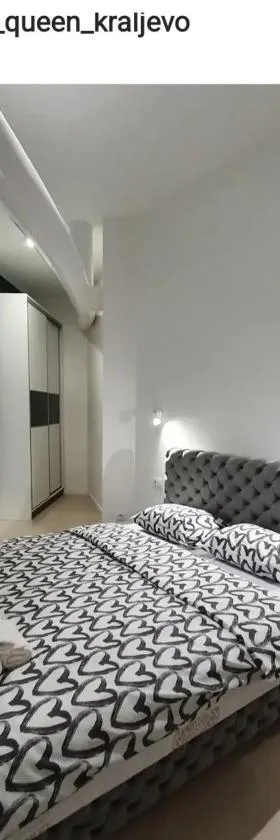 Apartmani Queen，位于克拉列沃的酒店