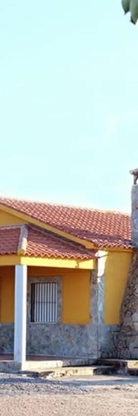 Vivienda Turistica Rural Casa Santa Clara，位于Hinojosa del Duque的酒店