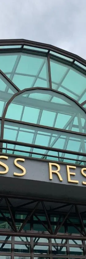Glass Residence，位于奥特沃茨克的酒店