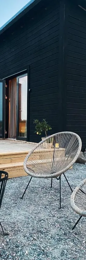 Field View Cabin，位于厄勒布鲁的酒店