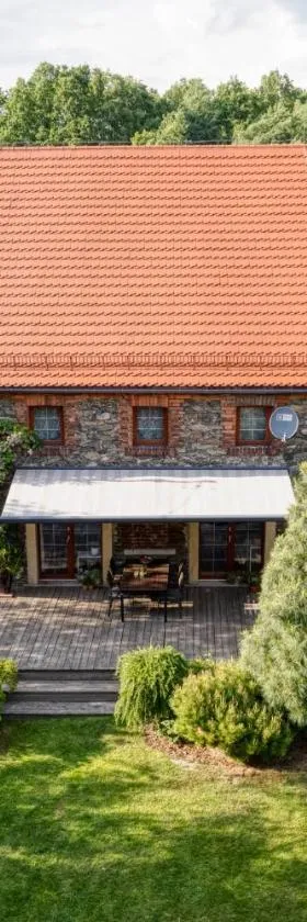 Miętowe Wzgórze B&B，位于Sucha的酒店