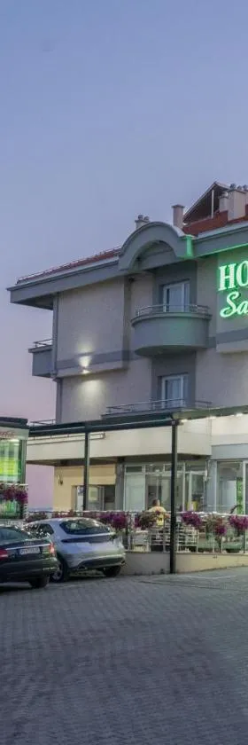 萨利达酒店，位于普里莱普的酒店