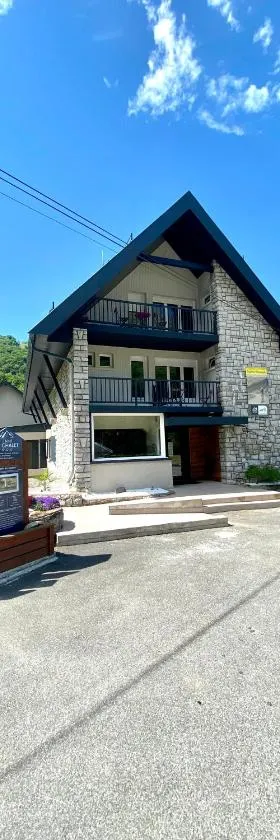 Hotel Le Chalet，位于圣玛丽德康庞的酒店