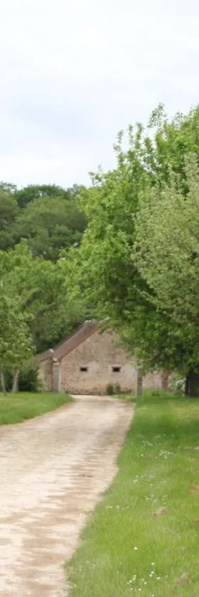 Gîte de la vallée，位于Saint-Hilaire-la-Gravelle的酒店