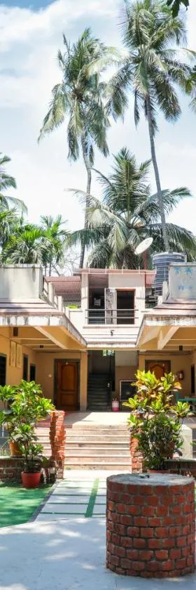 Jogalekar Cottage Alibaug，位于Zīrad的酒店