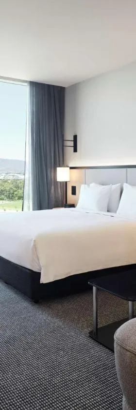 Hyatt Place Melbourne Caribbean Park，位于Scoresby的酒店
