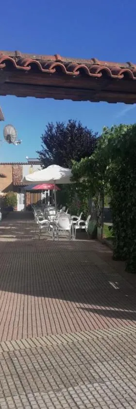 Albergue Santa Ana，位于圣马丁德尔卡米诺的酒店