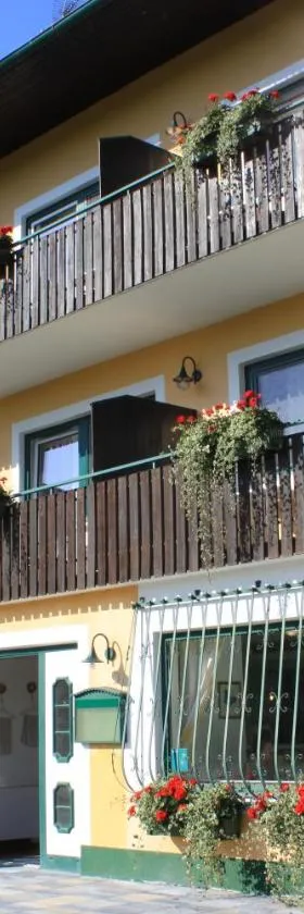 Pension Waldhof am Stubenbergsee，位于滨湖施图本贝格的酒店