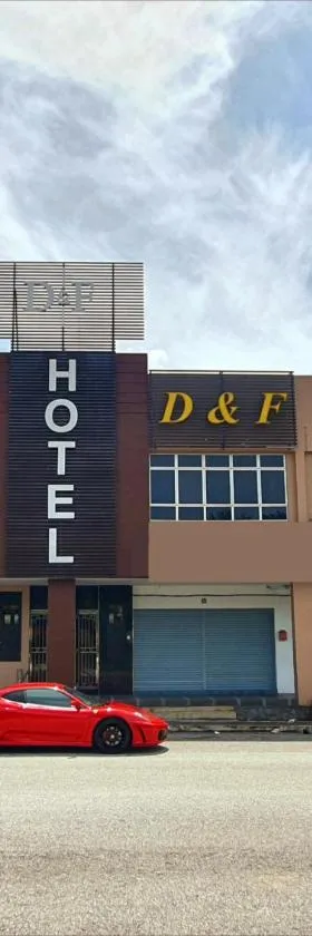 D&F BOUTIQUE HOTEL SENAWANG，位于瑟纳旺的酒店
