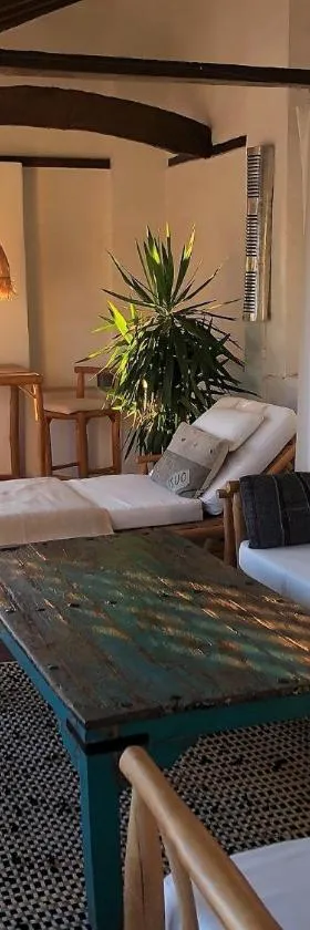 Limonero bnb，位于Gualchos的酒店