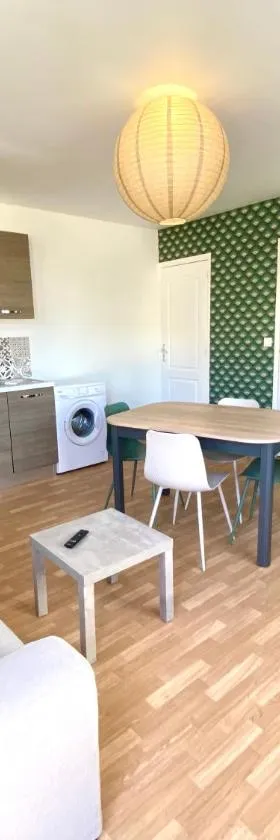 Bienvenue chez vous, Déplacement Pro，位于蒙德维尔的酒店